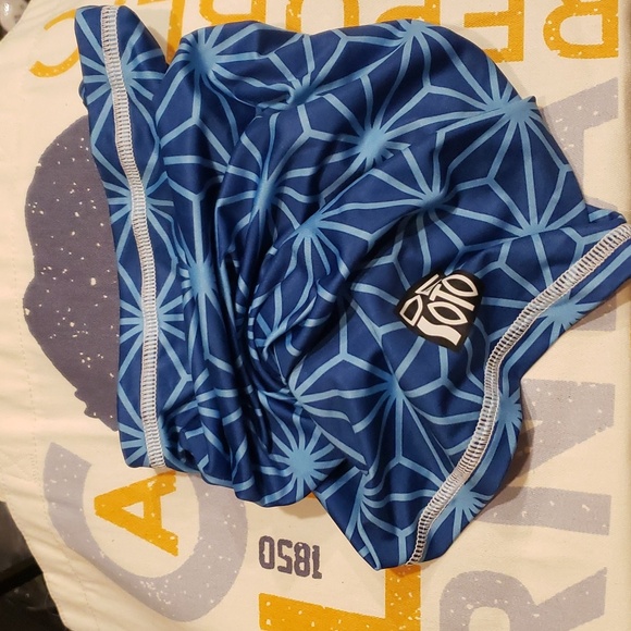 DeSOTO SPORT Skin Cooler™ Neck Gaiter - Head Tube - Men / Women - NWOT - Picture 6 of 8
